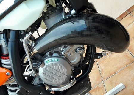 AUSPUFF PROTEKTOR ZUB. CARBON TE250/300 EXC 2017-