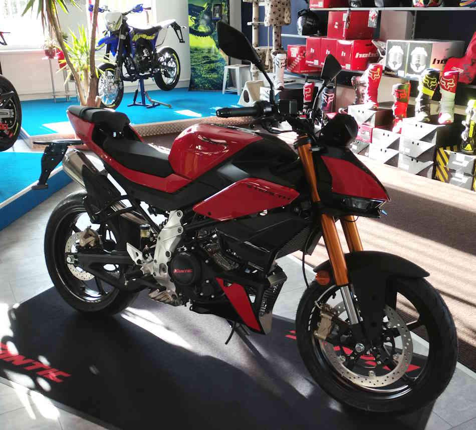 FANTIC STEALTH 125 4T 2025
